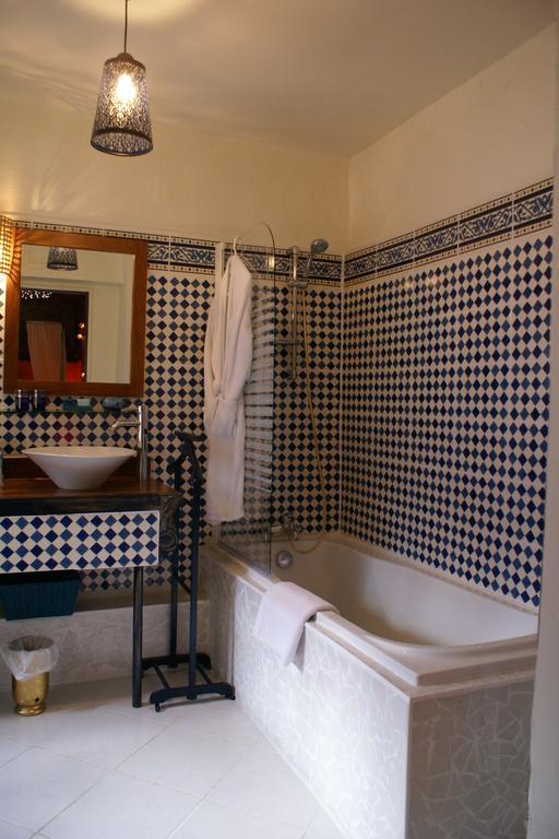 Chateau Barbe Bed and Breakfast Lannemezan Exterior foto
